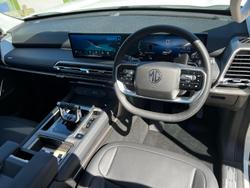 2025 MG U9 Explore Pro EKK1C MY25 4X4 Dual Range Alpine White