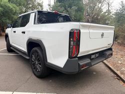 2025 MG MGU9 Explore Pro EKK1C MY25 4X4 Dual Range Alpine White