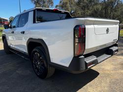 2025 MG U9 Explore Pro EKK1C MY25 4X4 Dual Range Alpine White