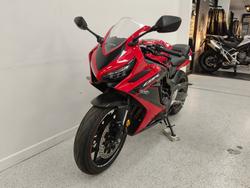 2022 Honda CBR650R Red