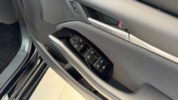 2025 Mazda 3 G20 Pure