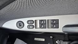 2014 Hyundai
                Accent SR