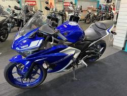 2017 Yamaha YZF-R3 R3 Blue