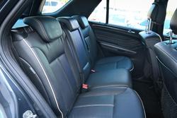 2011 Mercedes-Benz
M-Class ML300 CDI BlueEFFICIENCY