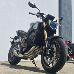 2025 Honda CB650R CB Black
