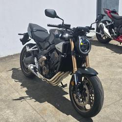 2025 Honda CB650R CB Black