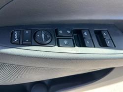 2020 Hyundai
                Tucson Active X