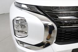 2023 Mitsubishi Outlander Exceed