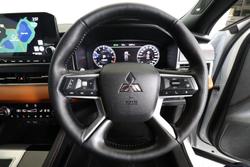 2023 Mitsubishi Outlander Exceed