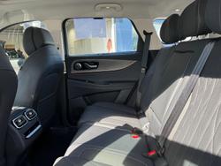 2025 Jaecoo J8 Track