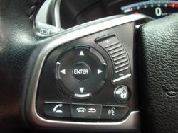 2018 Honda
                CR-V VTi-S