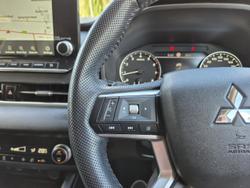 2021 Mitsubishi
                Outlander LS