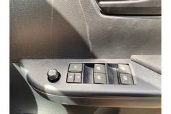 2024 Toyota Hilux SR 48V