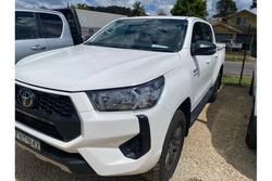 2024 Toyota Hilux SR 48V