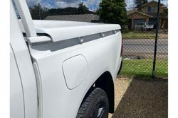 2024 Toyota Hilux SR 48V