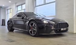2016 Aston Martin
V8 Vantage