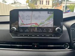 2022 Mitsubishi
Outlander ES