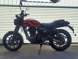 2025 Royal Enfield Hunter 350 Hunter Red