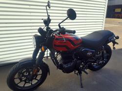2025 Royal Enfield Hunter 350 Hunter Red