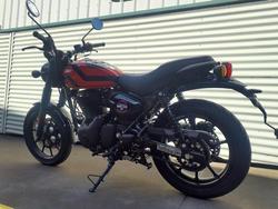 2025 Royal Enfield Hunter 350 Hunter Red