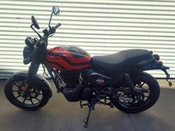 2025 Royal Enfield Hunter 350 Hunter Red