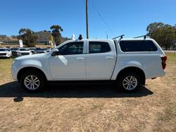 2021 Isuzu D-MAX LS-M