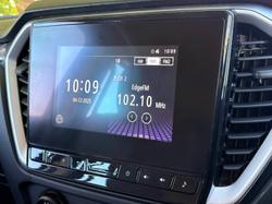 2021 Isuzu D-MAX LS-M