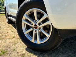 2021 Isuzu D-MAX LS-M