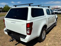 2021 Isuzu D-MAX LS-M