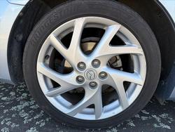 2012 Mazda
6 Sports