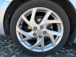 2012 Mazda
6 Sports