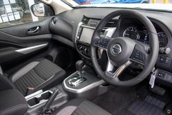 2025 Nissan Navara SL D23 MY25 4X4 Dual Range Solid White
