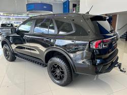 2025 Ford
                Everest Tremor