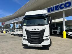 2024 Iveco S-Way AS700