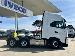 2024 Iveco S-Way AS700