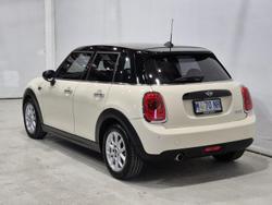 2020 MINI Hatch Cooper F55 LCI Pepper White