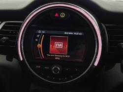 2020 MINI Hatch Cooper F55 LCI Pepper White