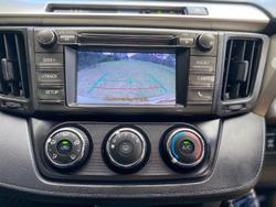 2015 Toyota
                RAV4 GX