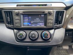 2015 Toyota
                RAV4 GX