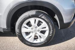 2019 Honda
                HR-V VTi