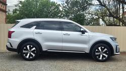 2022 Kia
Sorento Sport