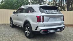 2022 Kia
Sorento Sport