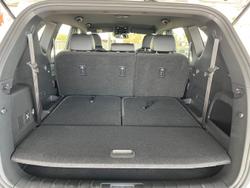 2025 KGM Rexton ELX