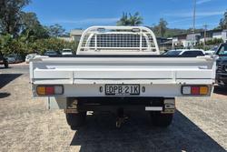 2017 Toyota
Hilux SR