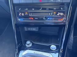 2024 Volkswagen T-Roc 140TSI R-Line