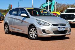 2012 Hyundai Accent Active