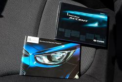 2012 Hyundai Accent Active