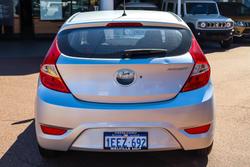 2012 Hyundai Accent Active