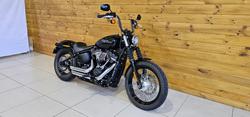 2017 Harley-davidson FXBB STREET BOB Black
