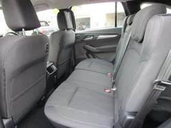 2025 Isuzu MU-X LS-M